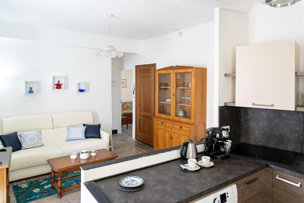 La Casa Di Ros Appartement Perinaldo Buitenkant foto