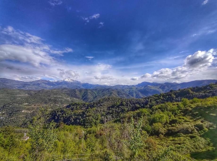 La Casa Di Ros Appartement Perinaldo Buitenkant foto