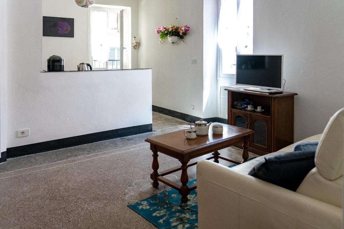 La Casa Di Ros Appartement Perinaldo Buitenkant foto