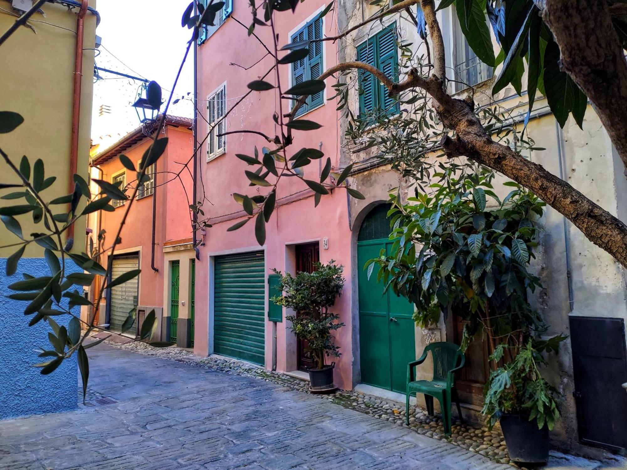 La Casa Di Ros Appartement Perinaldo Buitenkant foto